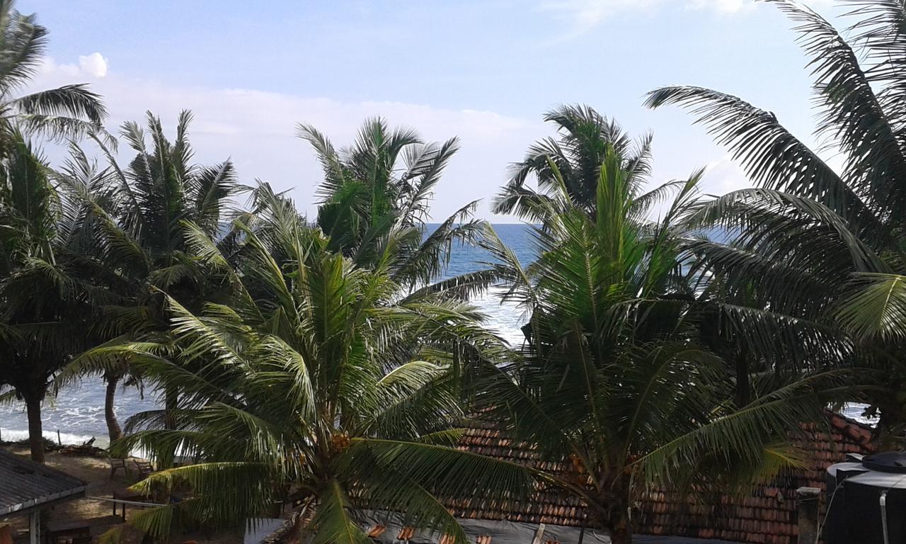 Ram'S Surfing Beach,Midigama Luaran gambar